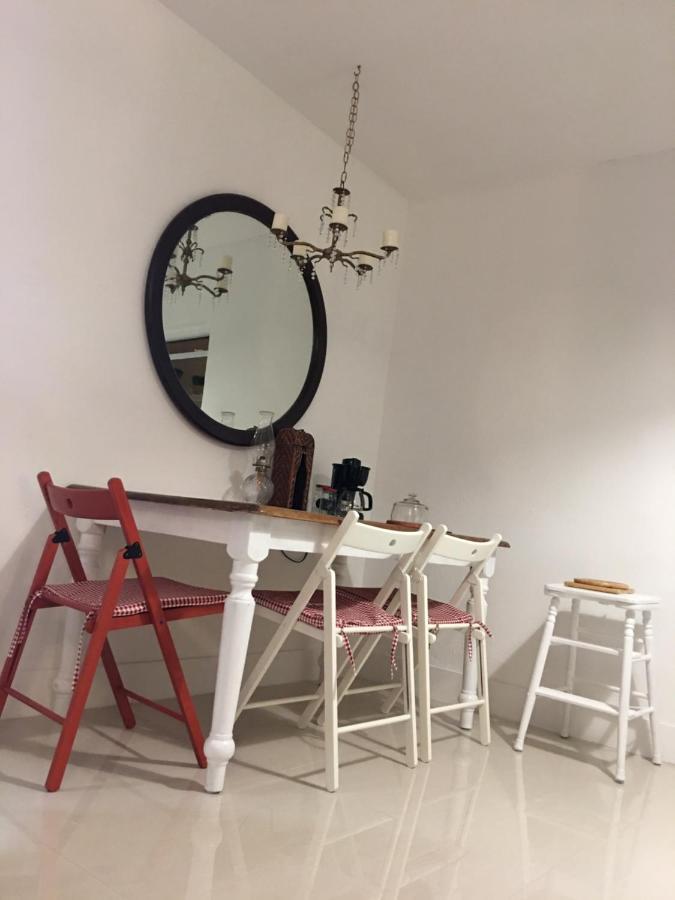 Private Studio Blocks From Coconut Grove ไมอามี ภายนอก รูปภาพ